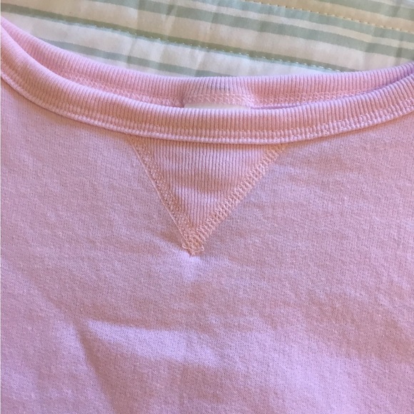 Ladies pale pink sweatshirt, Hanes. size 2 XL. long sleeves. Crewneck - Picture 4 of 6